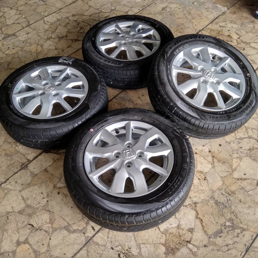 velg ori cabutan mobil honda new brio satya r14x5.5 et 45 pcd 4x100 plus ban 175/65r14 seken