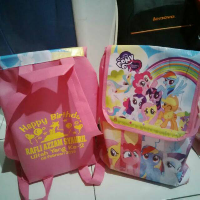 

Goodie bag ultah ransel bagus plus sablon nama