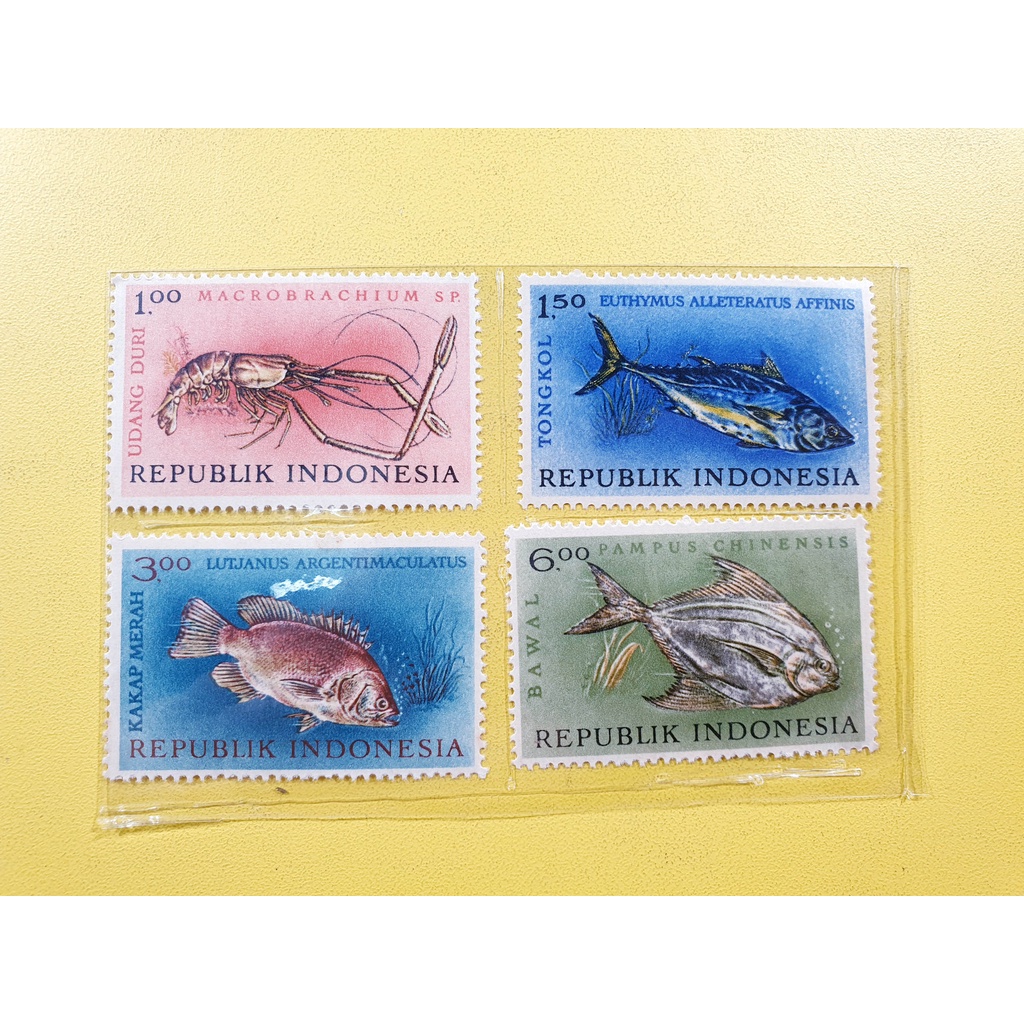 Perangko Tema Ikan Republik Indonesia Tahun 1963 Set