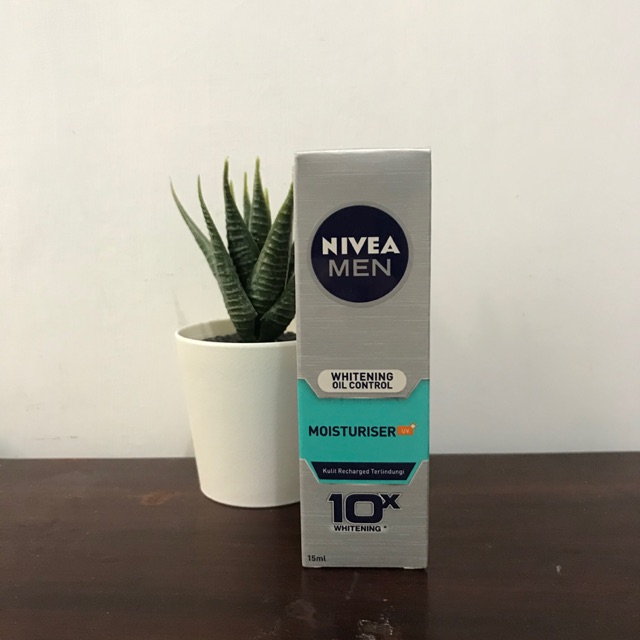 Nivea Men Whitening Oil Control Moisturizer 15ml