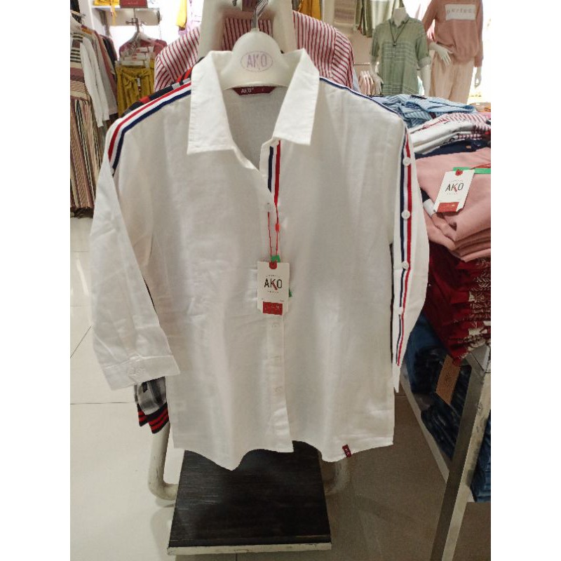 ako kemeja wanita warna putih