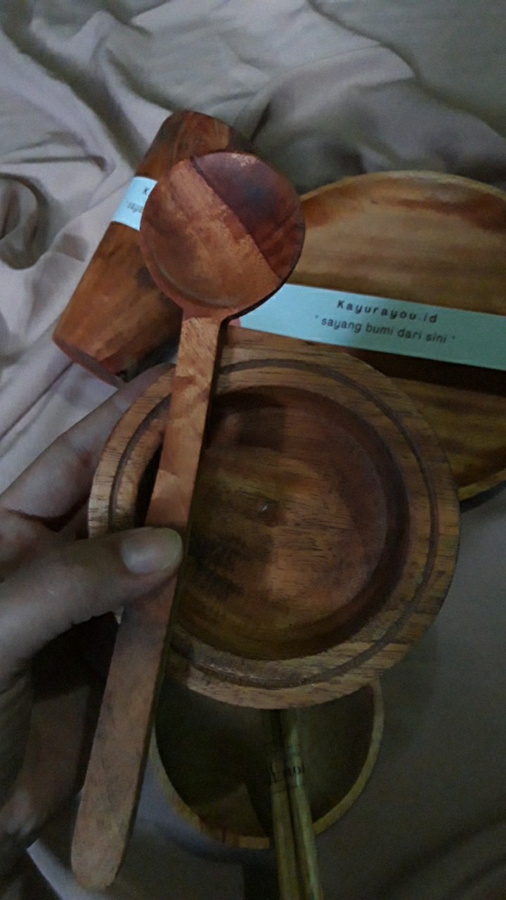 Ready Stock Piring Makan Kayu Premium Mahoni Foodgrade 20 Cm