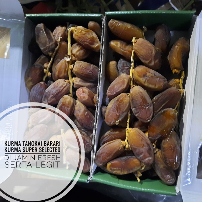 

KURMA TANGKAI BARARI KURMA MADU SUPER SELECTED