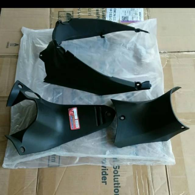 Reksil Kunci Supra X 125 New / Cover Tengah Supra X 125 / Cover Tangki Supra X 125 Betmen