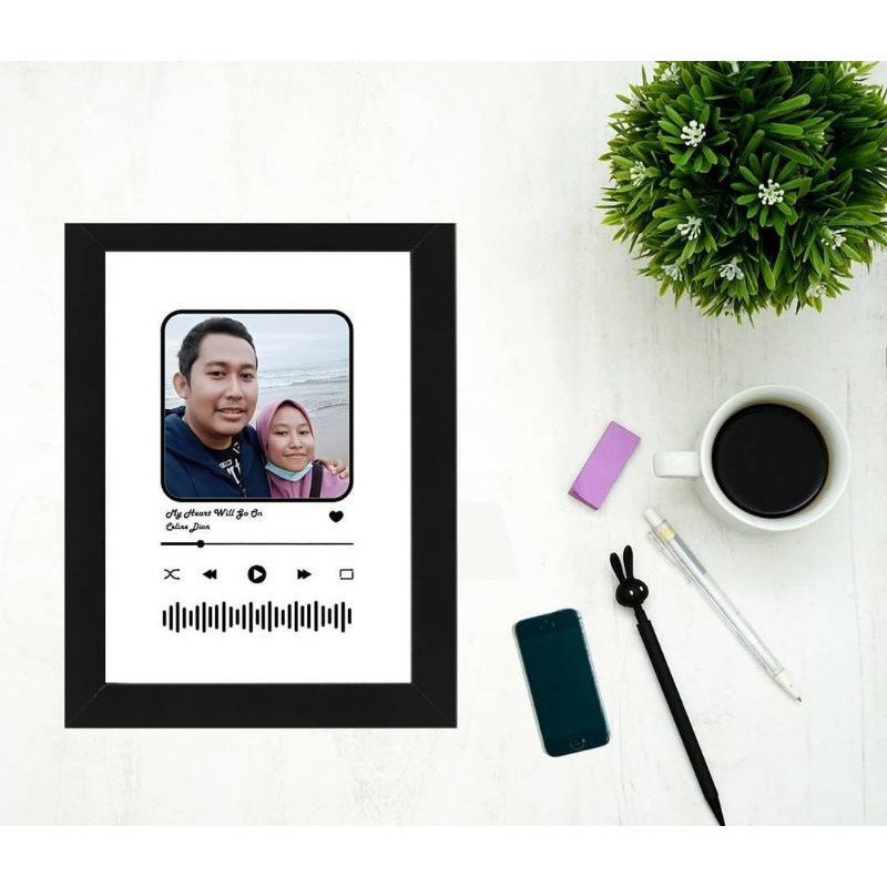 

Spotify Custom/ KADO UNIK frame / Kado Annive / kado ulang tahun / kado nikahan Model SPF01