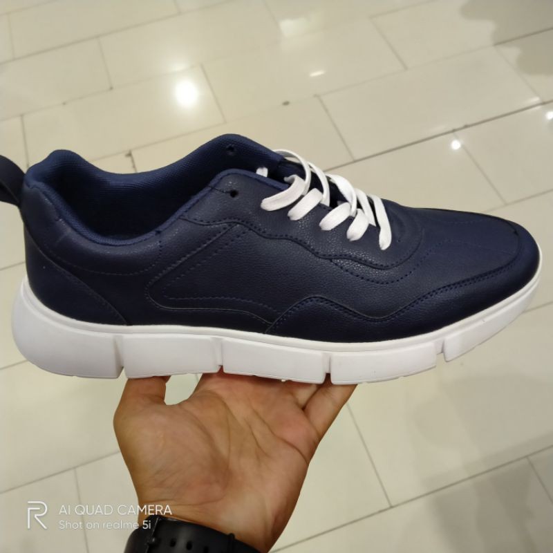 Sepatu Casual Pria Jackson