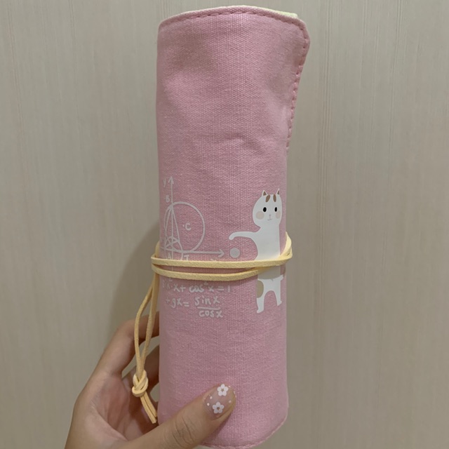 

ROLLER PENCIL CASE