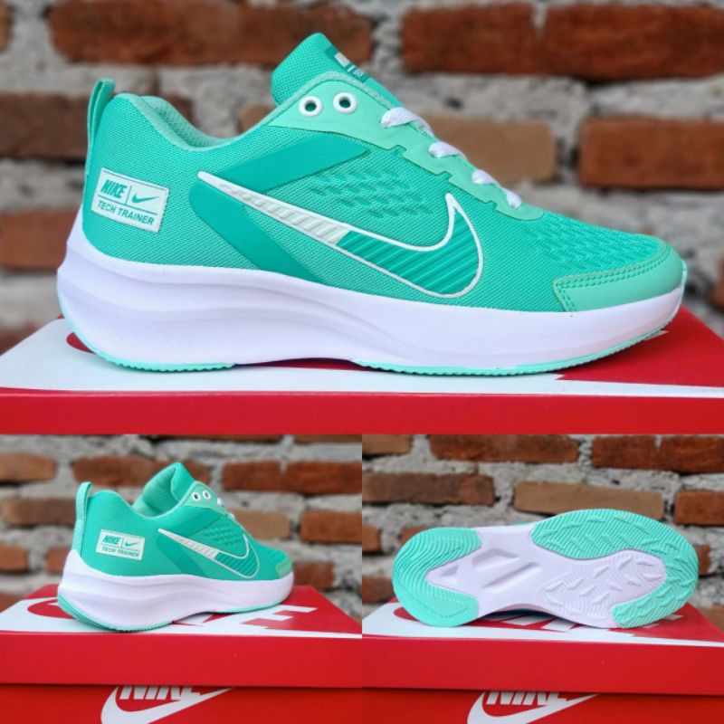 Sepatu Nike trener tech wanita untuk senam zumba aerobik Joging fitness - Neo tosca Putih-Tosca