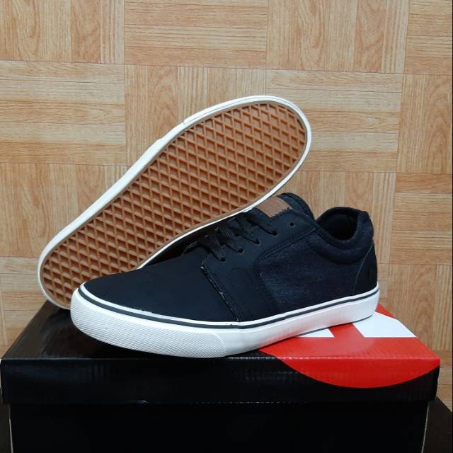 airwalk casual