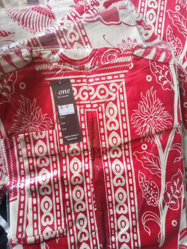 Hety Blouse  - Atasan Batik Wanita  -  242 Ht