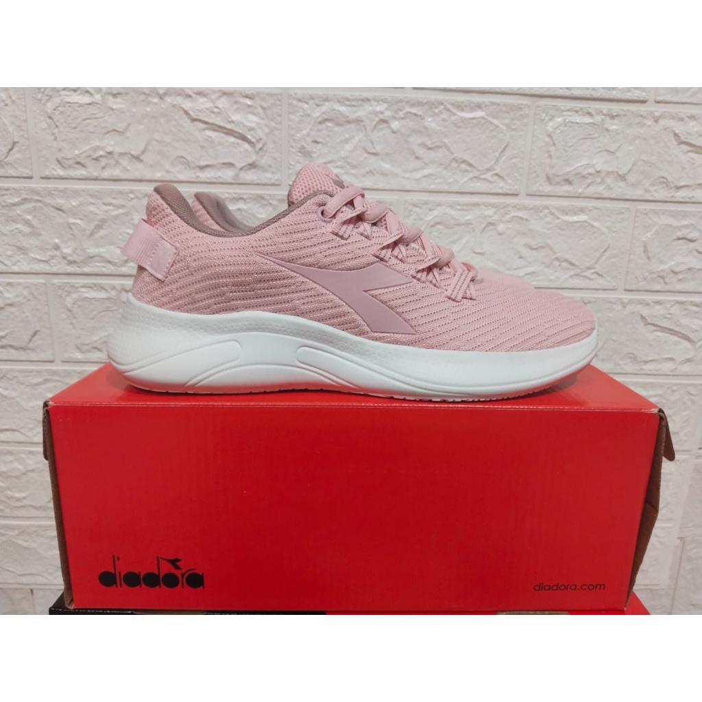 Sepatu Training DIADORA EVO WOMEN PINK Art. Z22F0307P