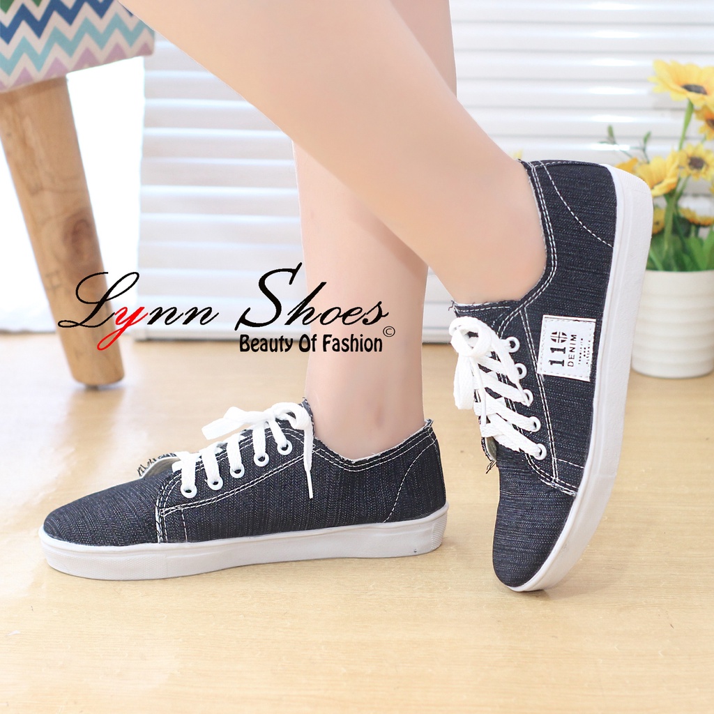 Lynn Sepatu Kets Tali Wanita Sneakers Denim K15U - Biru / Hitam