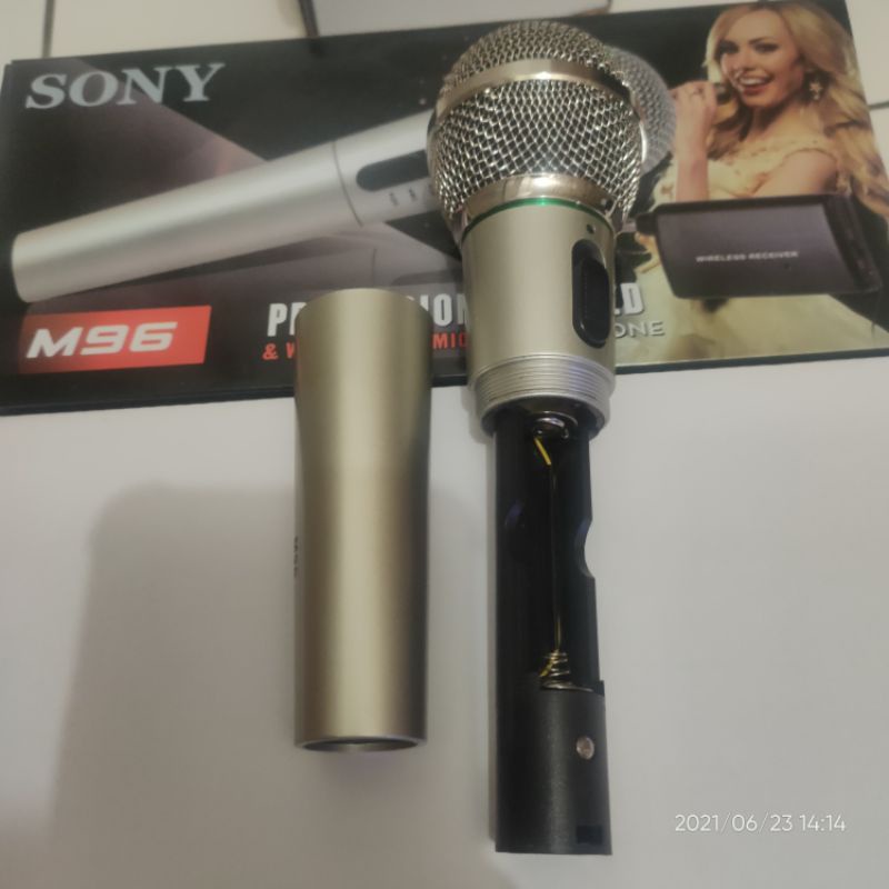 mic SONY M-96 Bisa wireless dan bisa kabel