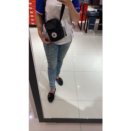 tas selempang Converse original store