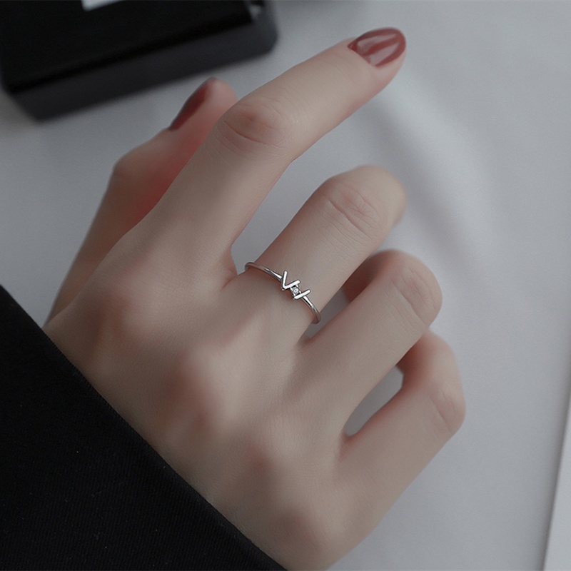 Cincin Desain Huruf W Aksen Kristal Warna Silver Gaya Korea Untuk Wanita