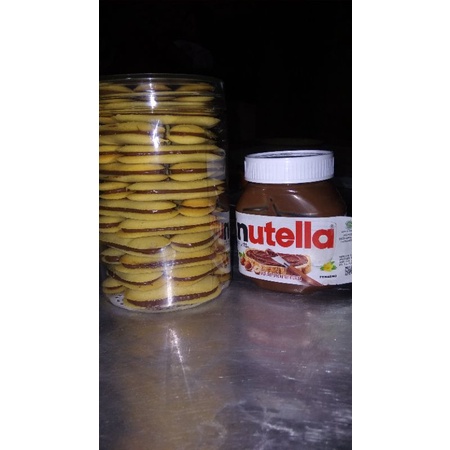 

lidah kucing Nutella