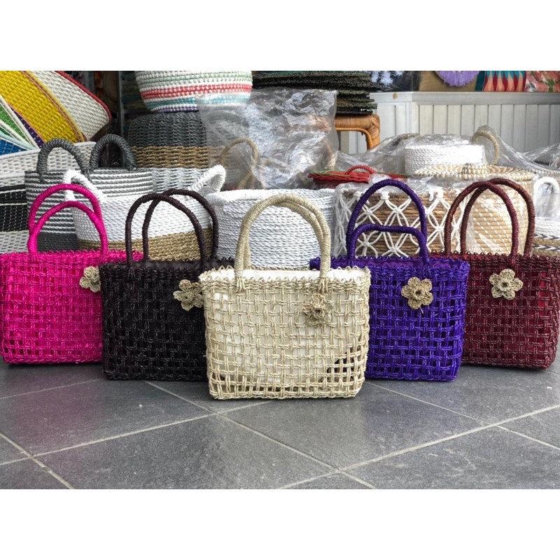 tas anyaman jerami/tas anyaman mendong/tas anyaman plastik /tas anyaman keranjang/tas anyaman polos