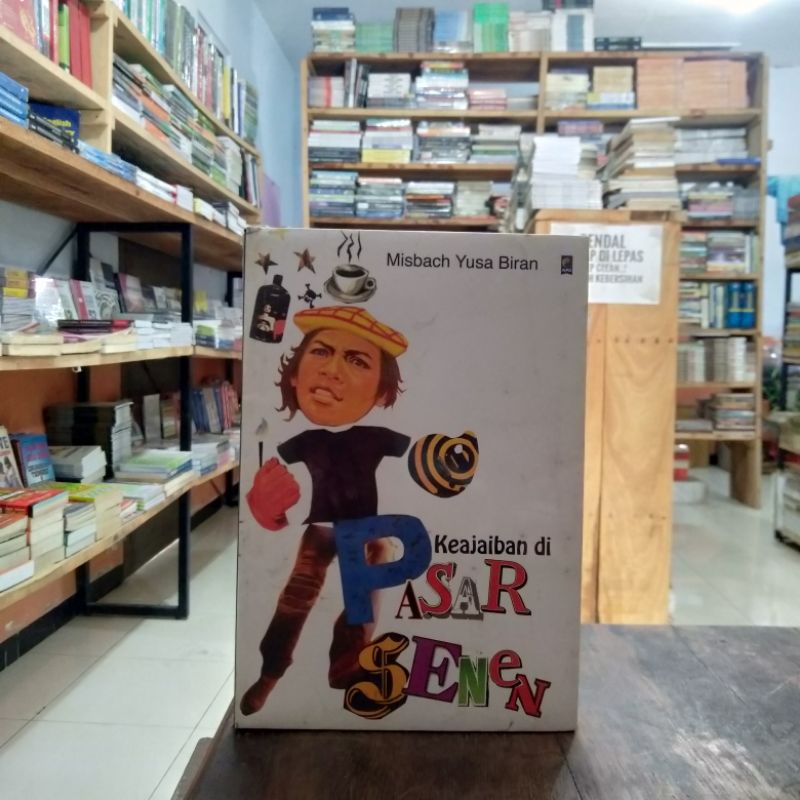 KEAJAIBAN PASAR SENEN