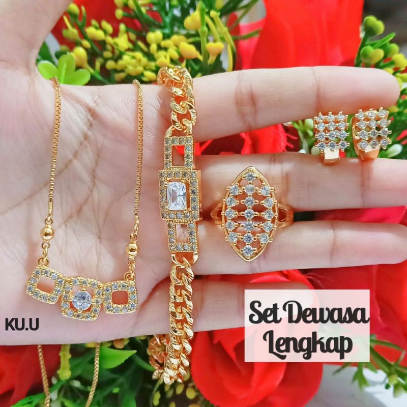 Set Dewasa Permata varian Motif Perhiasan Wanita Gold Modern (COD)