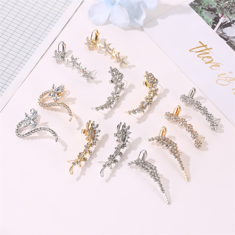 1pc Anting Klip Desain Bunga Butterfly Aksen Kristal Untuk Wanita