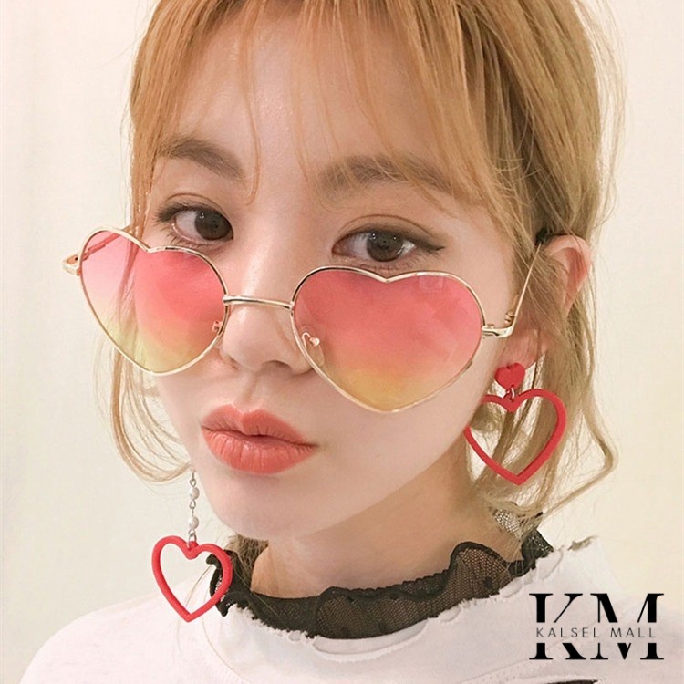 Kacamata Wanita Bentuk Love Hati Amor Fashion Korean Style Sunglasses Kaca Mata Hitam Warna Warni Anti Silau Sinar UV Matahari Kcamata Artis Selebgram Viral Tiktok Antiradiasi Polarised Cewek Perempuan KCH28