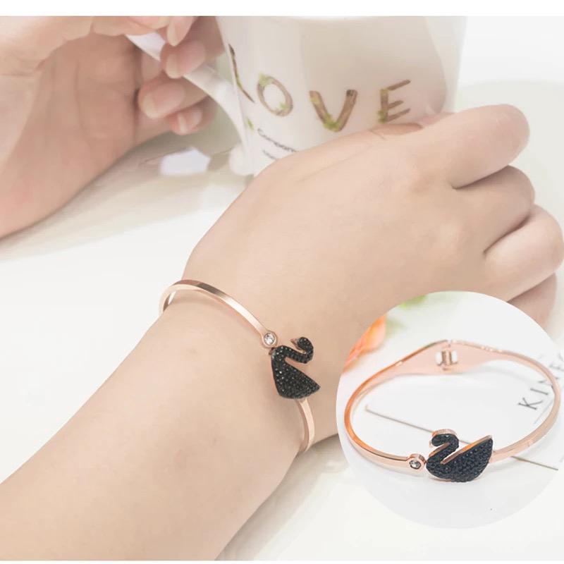  Gelang  Titanium Steel Warna Rose Gold 18K Gaya Korea untuk 