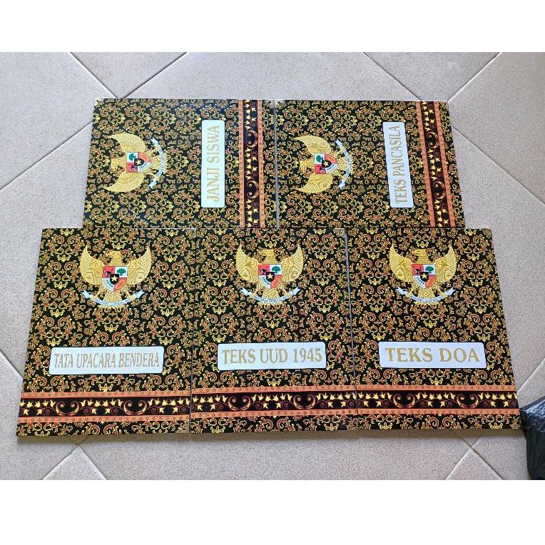 

<I-OWT <♥☞ Map Upacara - Naskah Upacara ( Map upacara batik murah ) 1 set isi 5 lengkap //siap dikirim