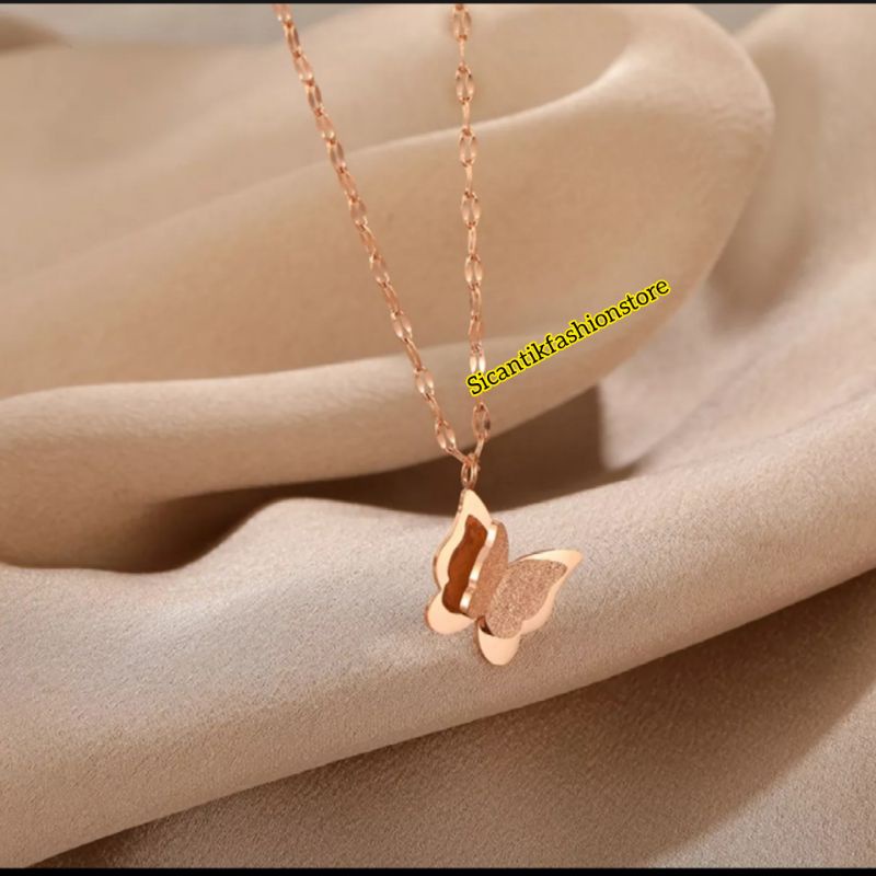 Kalung Titanium Pecah Kopi Rose Gold Liontin Kupu kupu Rose Gold Anti Karat selamanya Kalung Wanita Kupu-kupu Kekinian Mewah Terbaru Terlaris