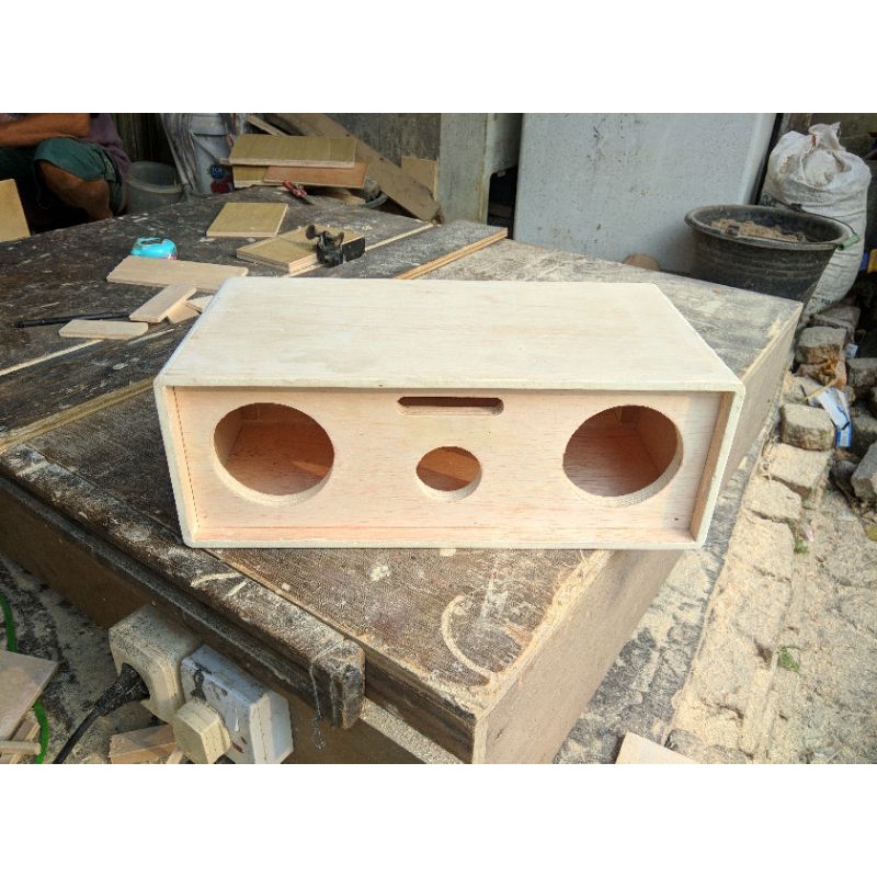 Box Speaker 6 Inch