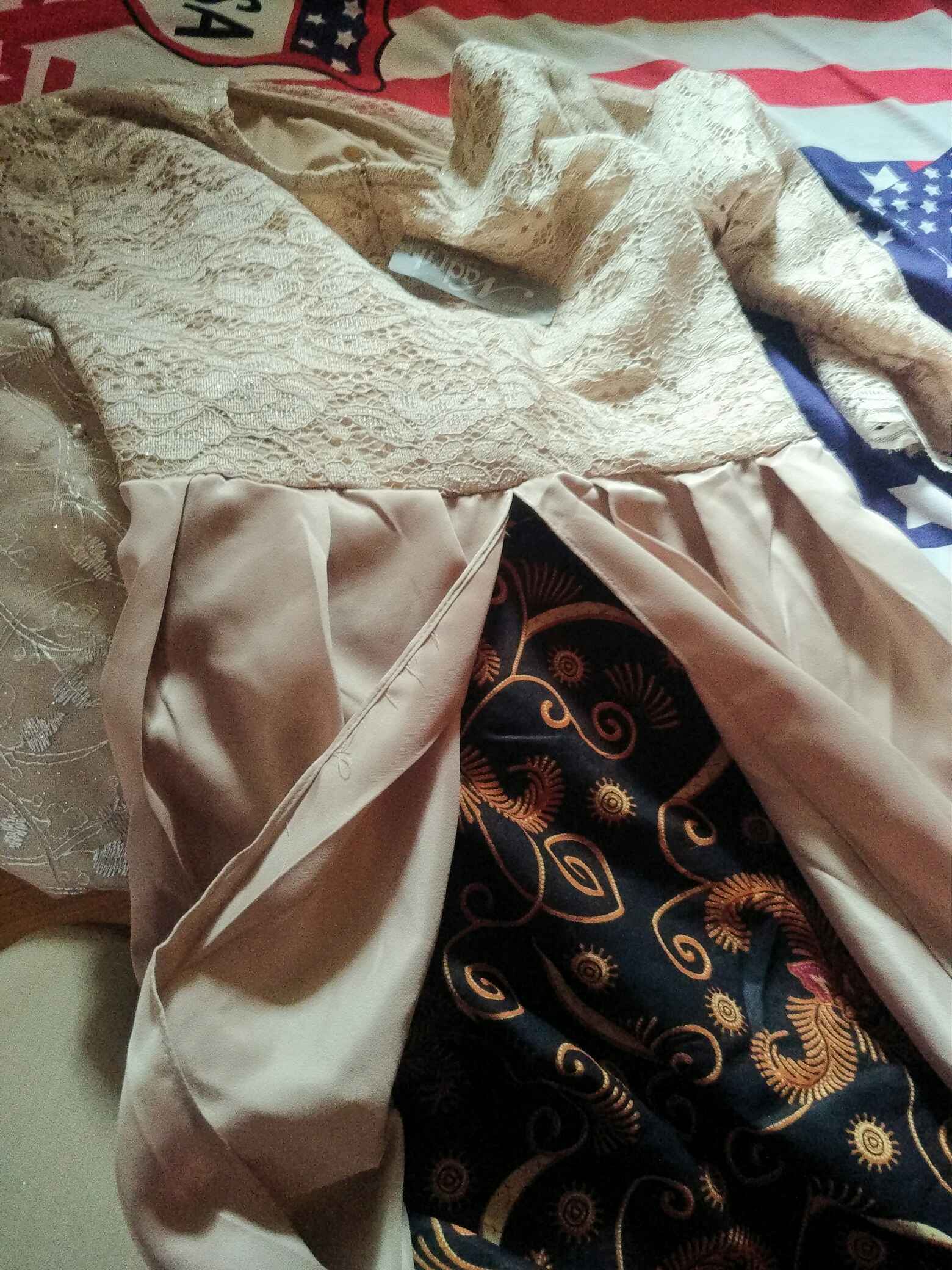 Maura Couple - Sania Ruffle Batik Couple Ori Ndoro Jowi Dnt Garansi Termurah Shopee - Sarwendah