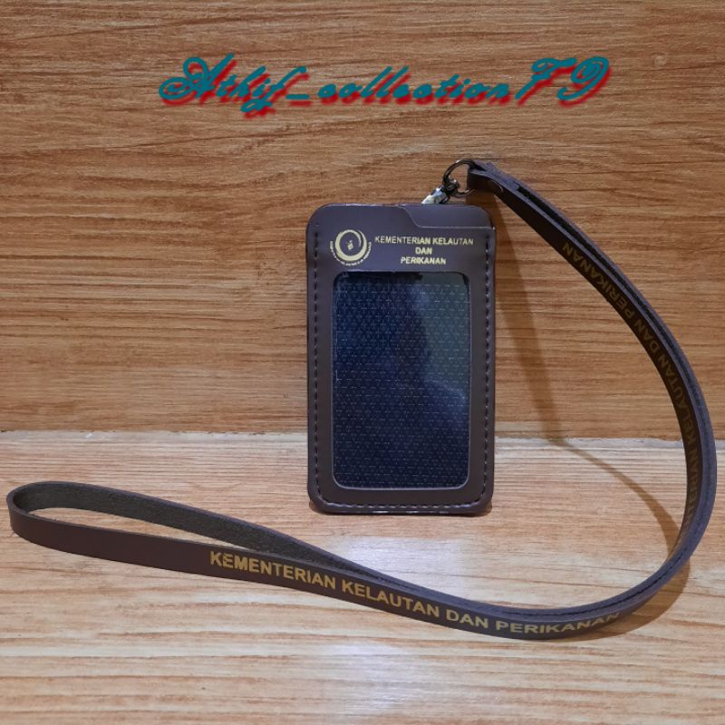 

Tempat Id Card Kementerian Kelautan dan Perikanan Holder Id Card Kulit Kalung KKP