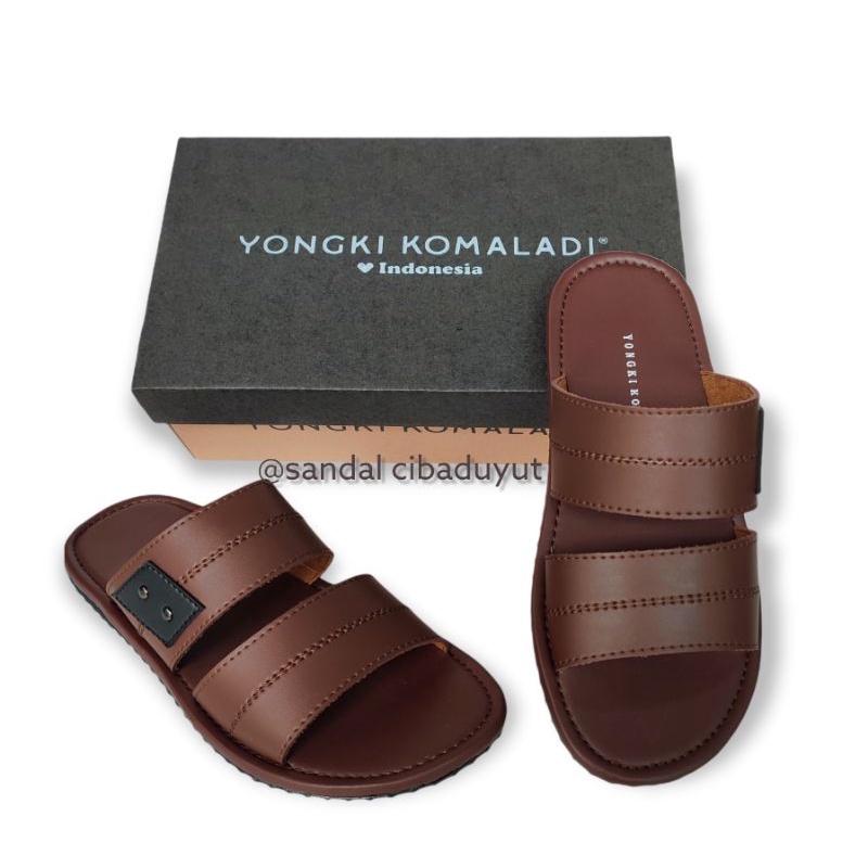 Sandal yongki komaladi slop pria