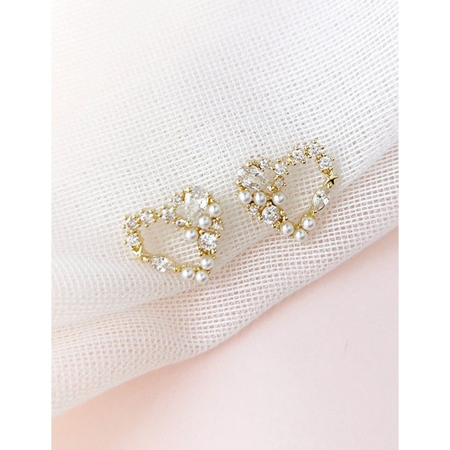 LRC Anting Tusuk Fashion Golden Silver Needle Zircons Love K16091