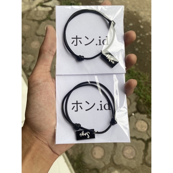 Gelang tali persegi gantung custom nama