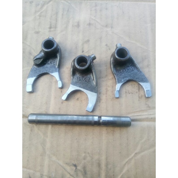 Capit udang transmisi cakaran rasio shift fork garpu pemindah CB GL 100 125 MAX PRO Platina Series s