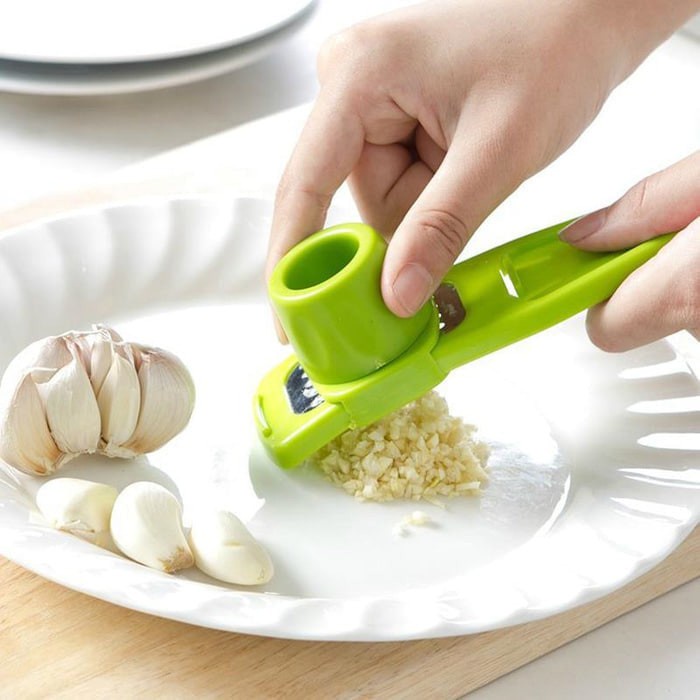 Alat Serutan Mini Serbaguna Alat Pemarut Parutan Bawang Mini Onion Slicer Alat Potong Perajang Penghalus Keju Garlic Press