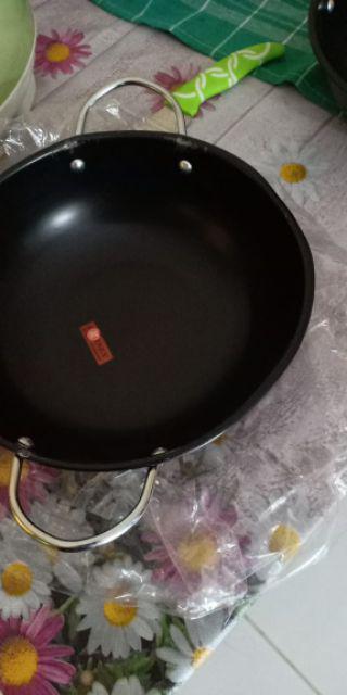 Kuali Hitam 20cm / Kuali Hitam / Katel Hitam / Wok Hitam