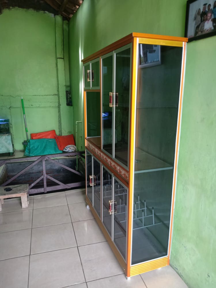 Rak Piring Kaca Pintu 8 (khusus Semarang)