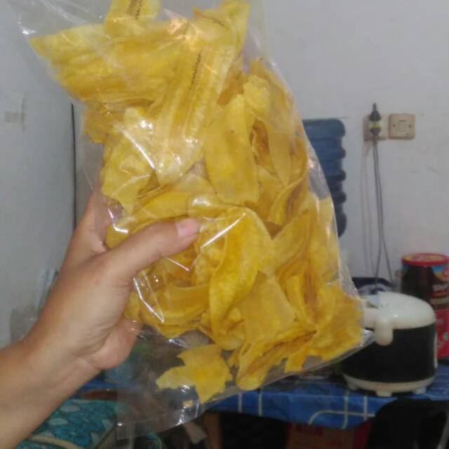 

Kripik pisang bulan