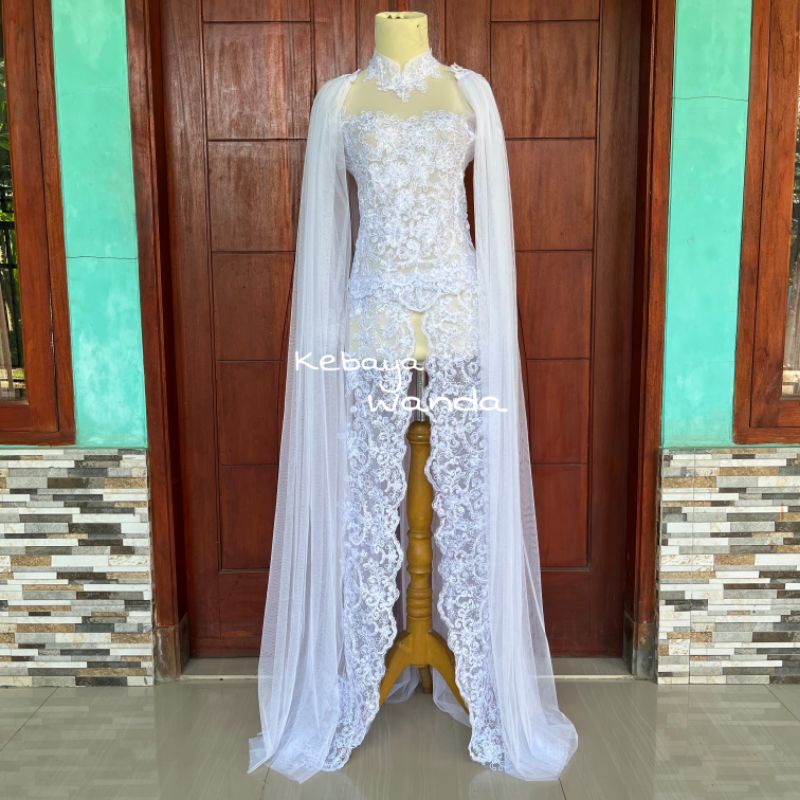 Kebaya Akad Ekor Sayap Pundak / Gaun Pengantin / Kebaya Besan / Modern