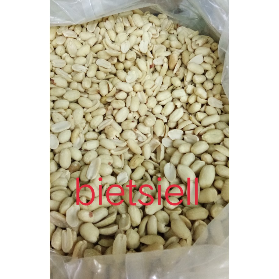 kacang tanah kupas besar 1kg