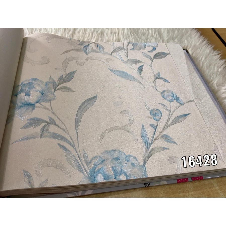 Wallpaper Dinding Bunga Biru Soft Natural