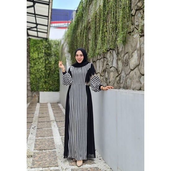 NAILA DRESS STRIP BEST SELLER