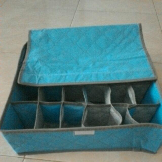 [300gr] Underwear Storage 24 Grid Lobang Box Kotak