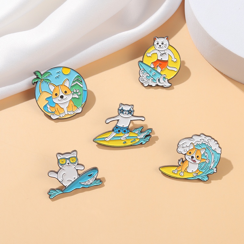 Cartoon Cat and Dog Surfing Enamel Brooch Animal Lapel Pin Backpack Badge Collection Gift for Friends