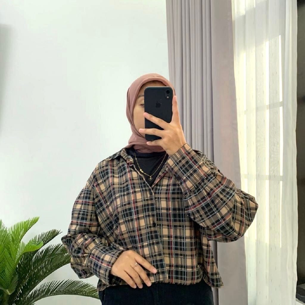 KEMEJA CROP WANITA / KEMEJA OVERSIZE FLANELY / KEMEJA KOTAK CROPTY / CROP TARTAN SHIRT