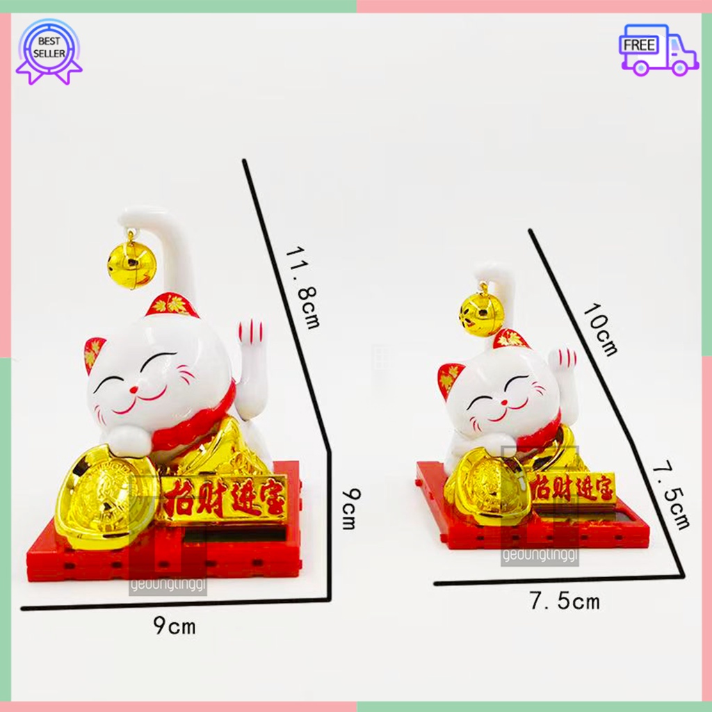 Hiasan Boneka Pajangan Patung Kucing Hoki Lucky Cat Maneki Neko Maneko Neki Keberuntungan Rejeki Rezeki Tangan Goyang Gerak China Cina Jepang Solar Non Baterai Batre Batrai Listrik Meja Toko Kasir Cafe Dashboard Mobil Size Ukuran Small Kecil Sedang Medium