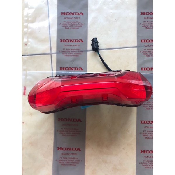 Lampu Stop Belakang Motor Honda Adv 150 - Lampu Belakang Adv 150 Motor Honda Original