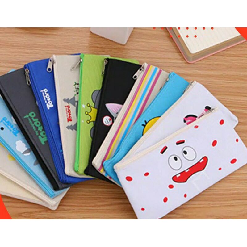 

Pencil Case / Tempat Alat Tulis / Kain dan Plastik / tempat pensil