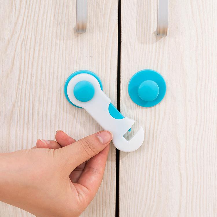 Pengaman Pengunci Laci Lemari Pintu Perabotan Dari Baby Lock Band / Pengaman Sudut Siku Meja